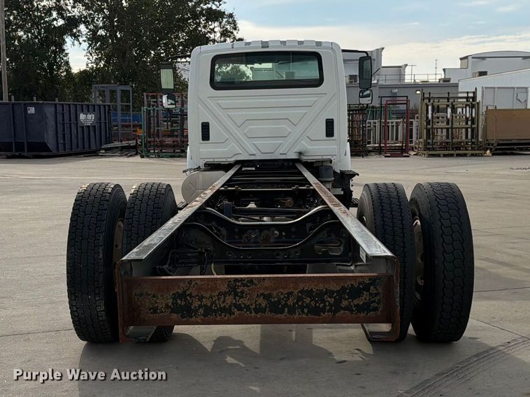 image for item FK3791 2012 International 4300 truck cab and chassis
