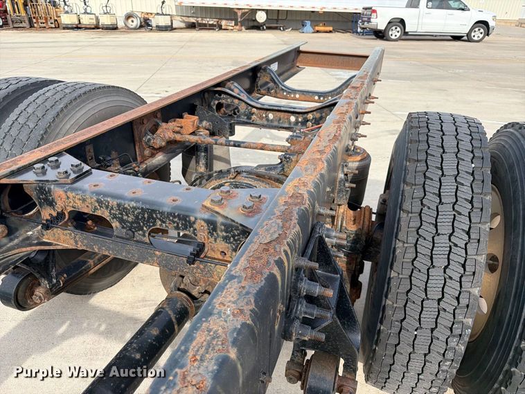 image for item FK3791 2012 International 4300 truck cab and chassis