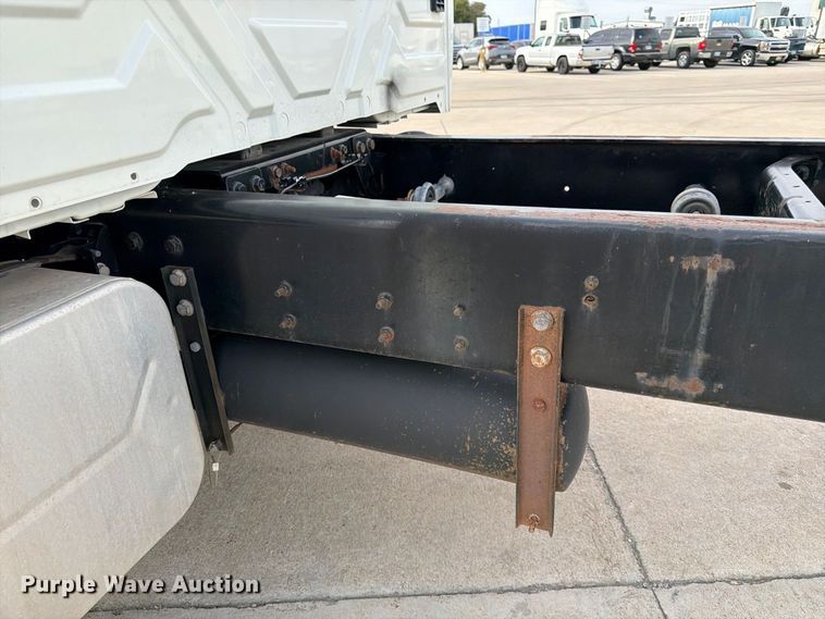 image for item FK3791 2012 International 4300 truck cab and chassis