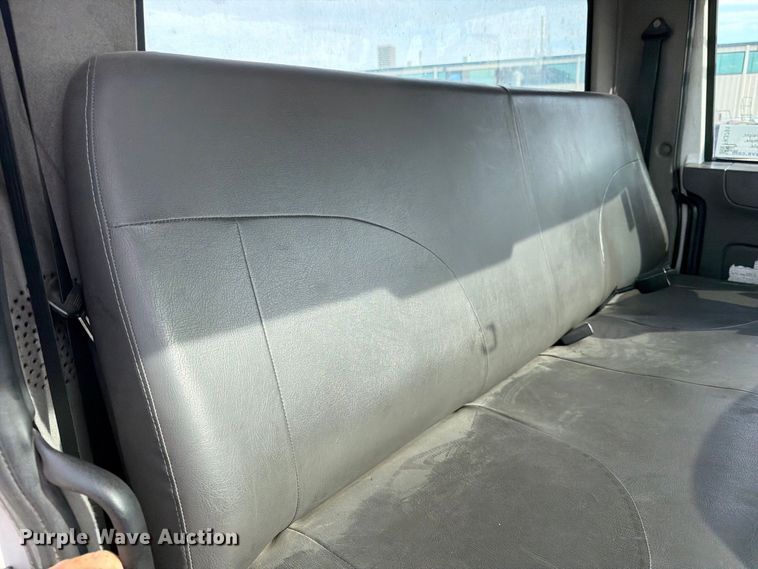 image for item FK3791 2012 International 4300 truck cab and chassis