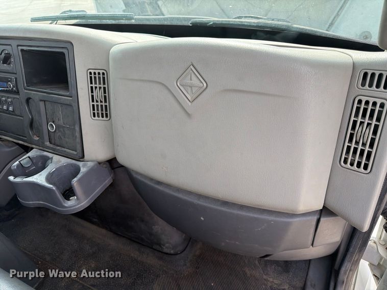 image for item FK3791 2012 International 4300 truck cab and chassis