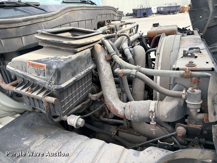 image for item FK3791 2012 International 4300 truck cab and chassis