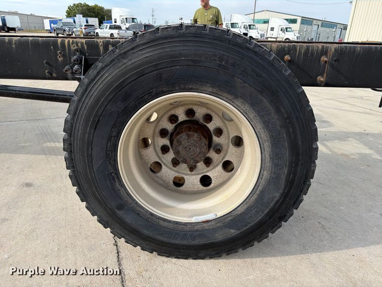image for item FK3791 2012 International 4300 truck cab and chassis