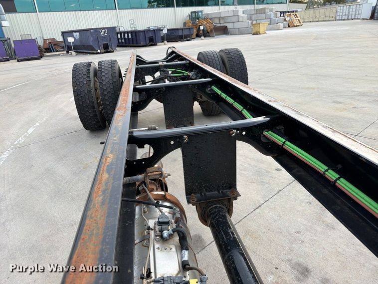 image for item FK3793 2015 International 4300 truck cab and chassis