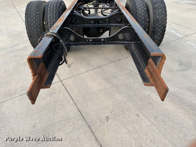 image for item FK3793 2015 International 4300 truck cab and chassis