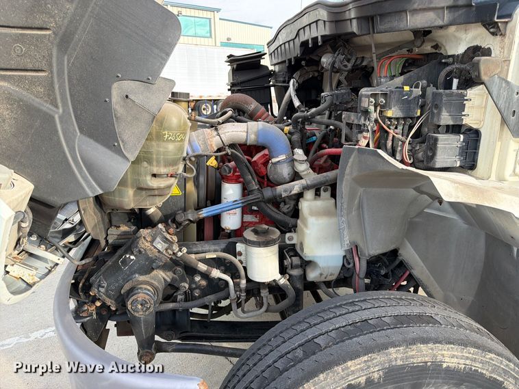 image for item FK3793 2015 International 4300 truck cab and chassis
