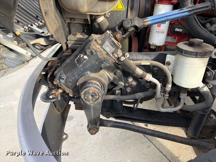 image for item FK3793 2015 International 4300 truck cab and chassis