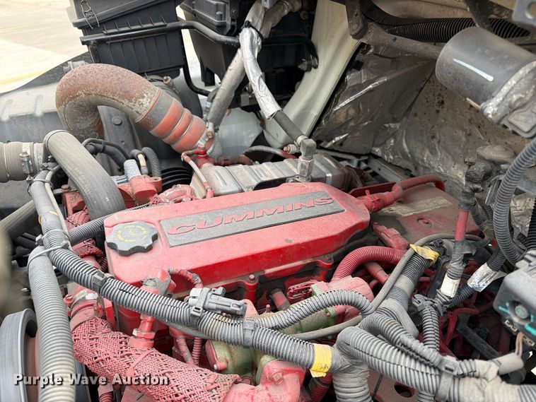 image for item FK3793 2015 International 4300 truck cab and chassis