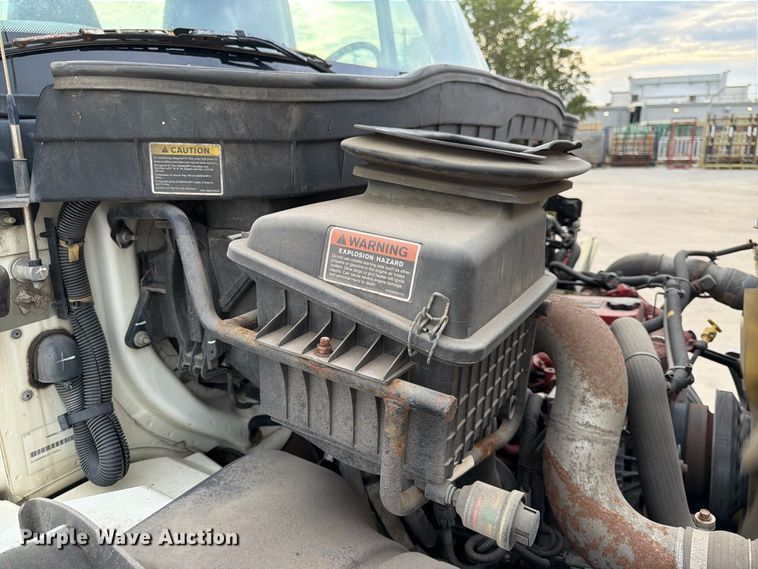 image for item FK3793 2015 International 4300 truck cab and chassis