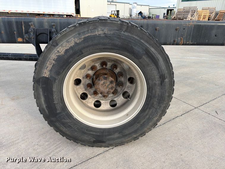image for item FK3793 2015 International 4300 truck cab and chassis