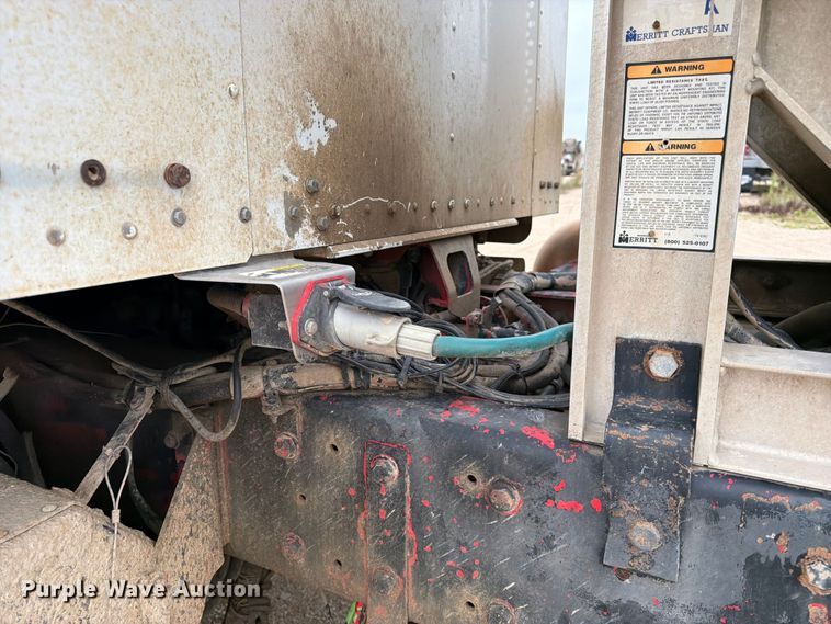 image for item FK3808 2014 Kenworth T800 semi truck