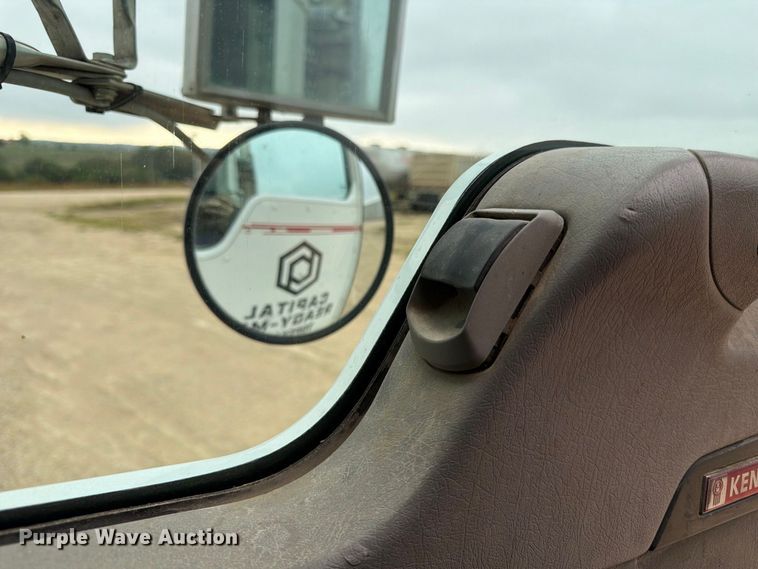 image for item FK3808 2014 Kenworth T800 semi truck