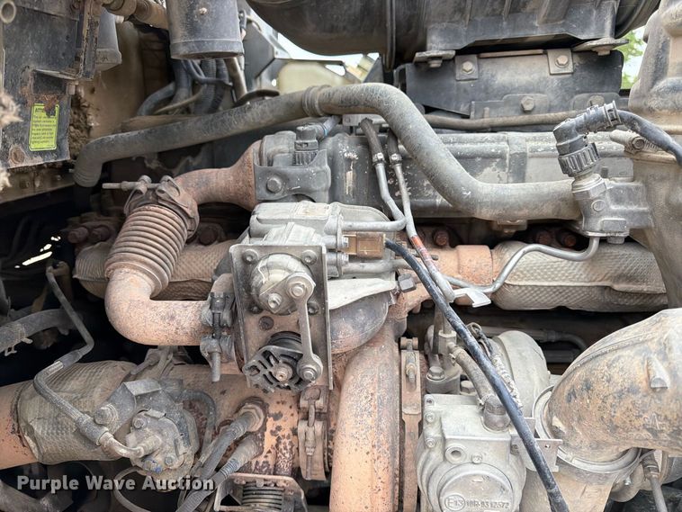 image for item FK3808 2014 Kenworth T800 semi truck