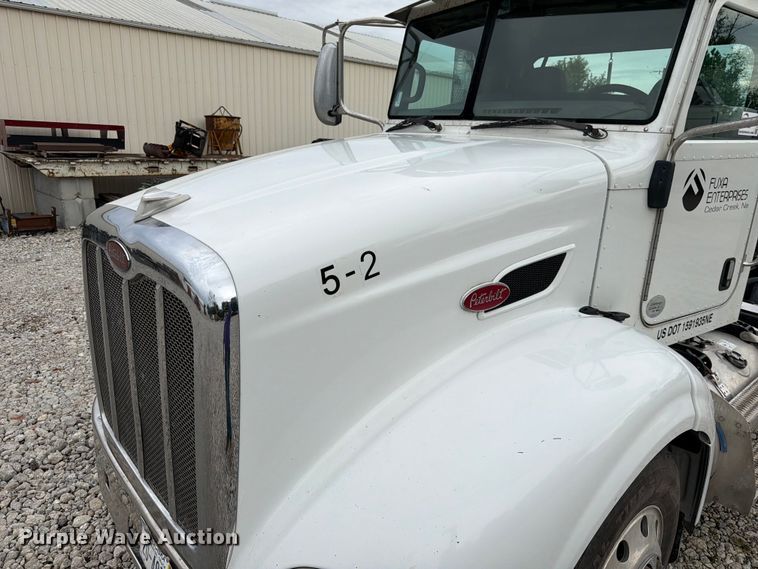 image for item FK3815 2012 Peterbilt 384 semi truck