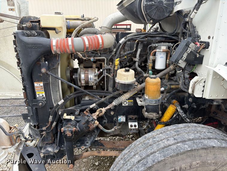 image for item FK3815 2012 Peterbilt 384 semi truck