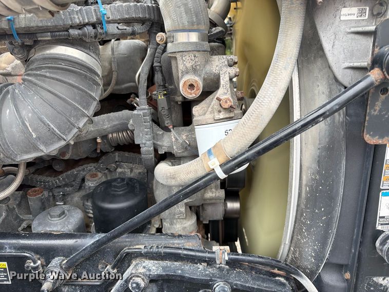 image for item FK3815 2012 Peterbilt 384 semi truck