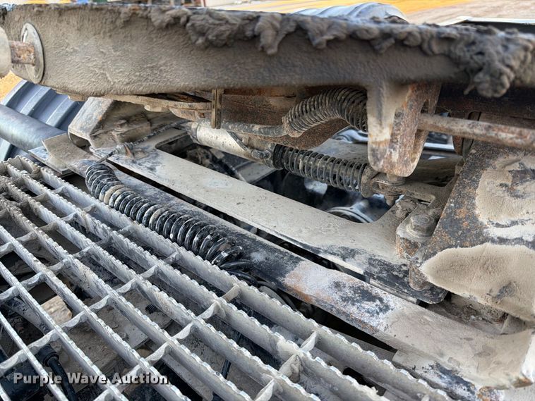 image for item FK3817 2000 Mack CH613 semi truck