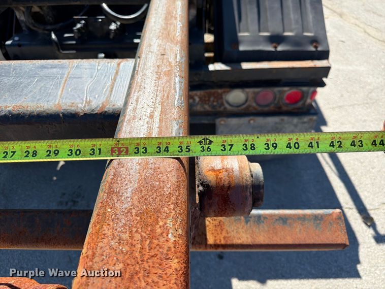 image for item FK3823 2006 Kenworth T800 roll-off container truck
