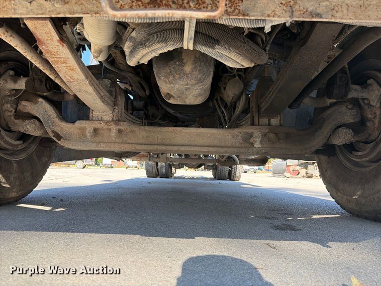 image for item FK3823 2006 Kenworth T800 roll-off container truck