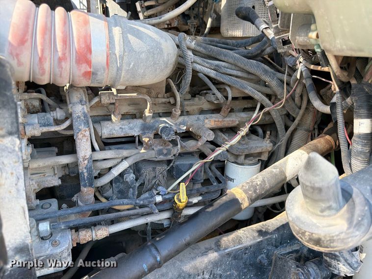 image for item FK3823 2006 Kenworth T800 roll-off container truck