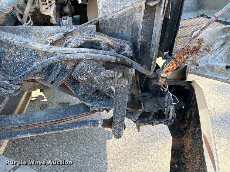 image for item FK3823 2006 Kenworth T800 roll-off container truck
