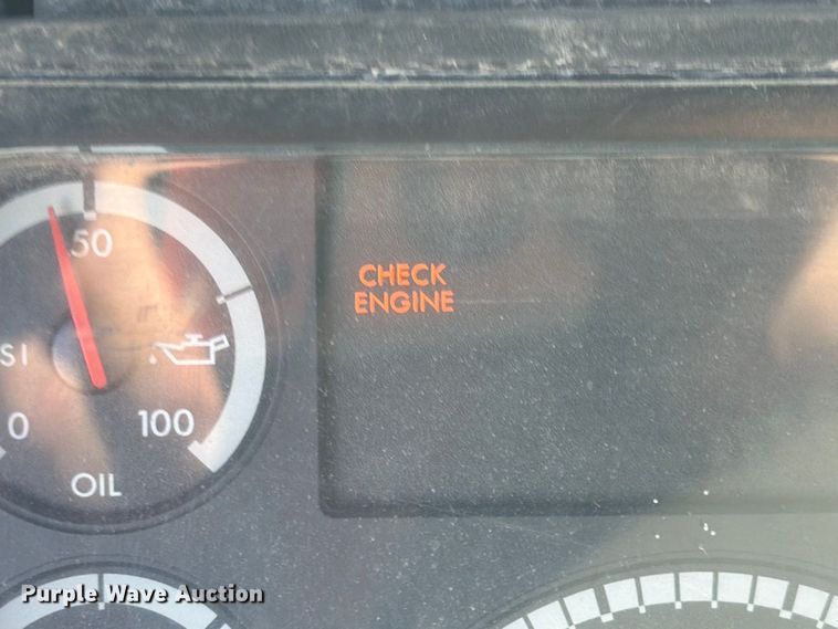 image for item FK3826 2005 Freightliner Columbia semi truck