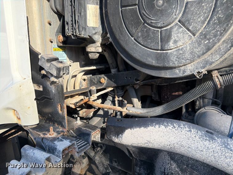 image for item FK3826 2005 Freightliner Columbia semi truck