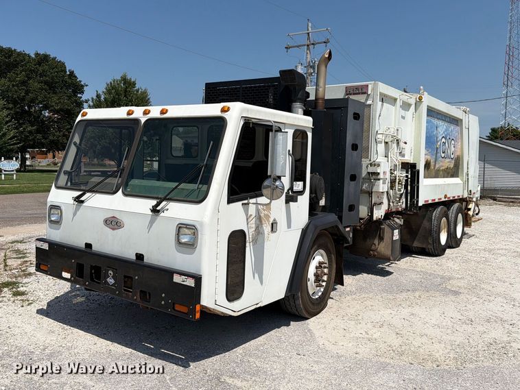2014 Crane Carrier Co. Low Entry refuse truck