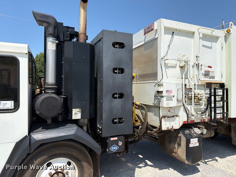 image for item FK4103 2014 Crane Carrier Co. Low Entry refuse truck