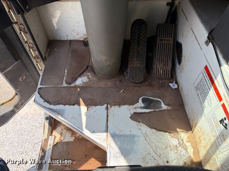 image for item FK4103 2014 Crane Carrier Co. Low Entry refuse truck