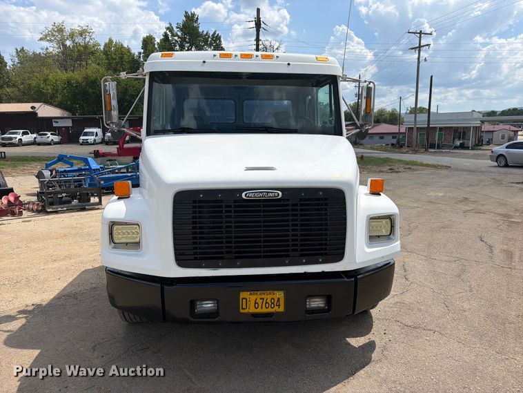 image for item FK5179 1998 Freightliner FL60 semi truck