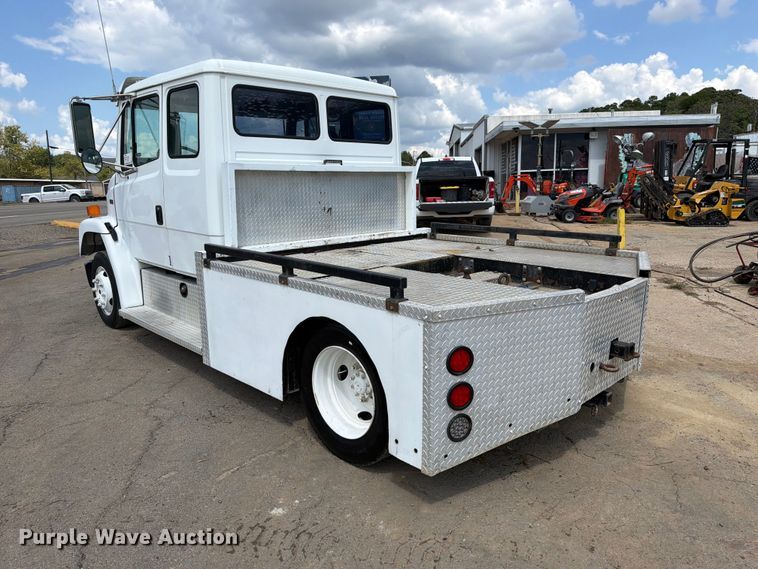 image for item FK5179 1998 Freightliner FL60 semi truck