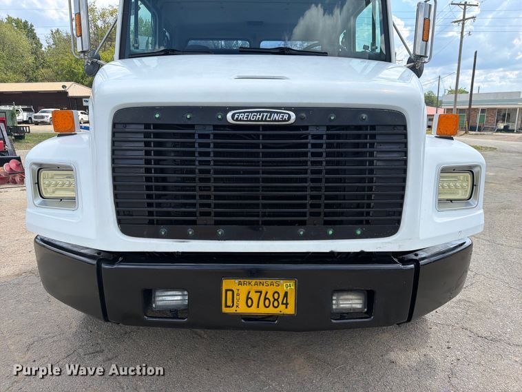 image for item FK5179 1998 Freightliner FL60 semi truck