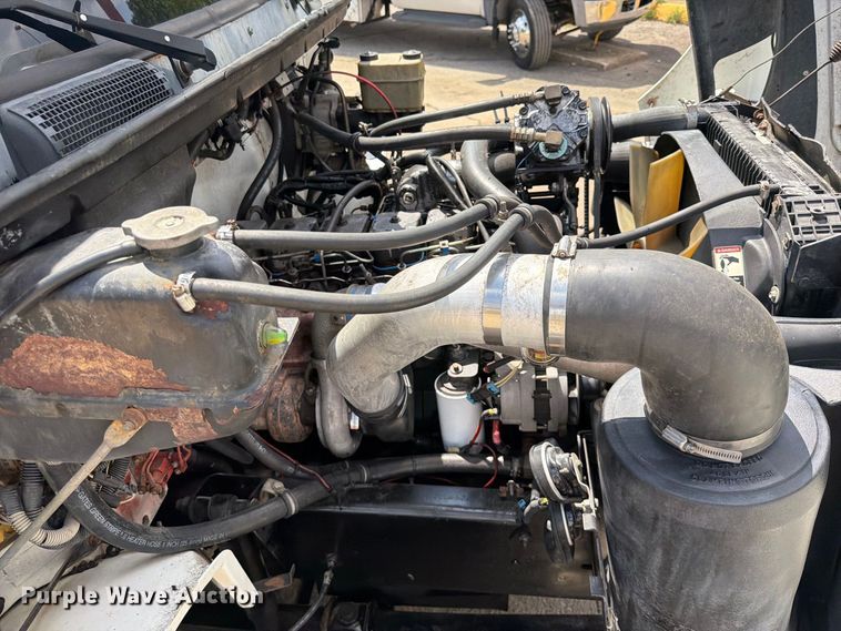 image for item FK5179 1998 Freightliner FL60 semi truck