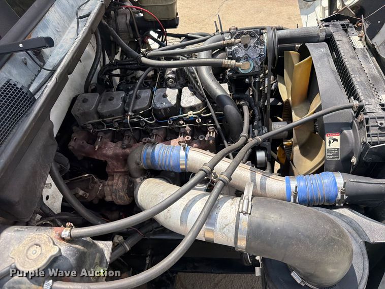 image for item FK5179 1998 Freightliner FL60 semi truck