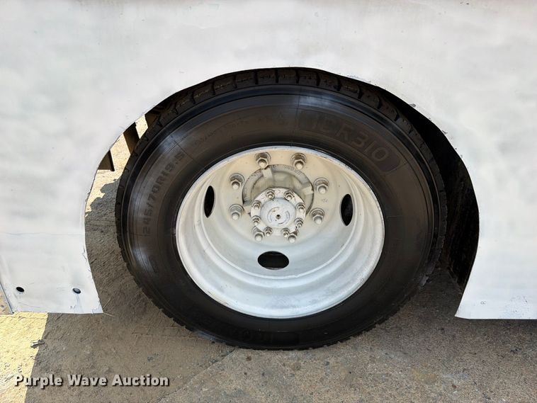 image for item FK5179 1998 Freightliner FL60 semi truck