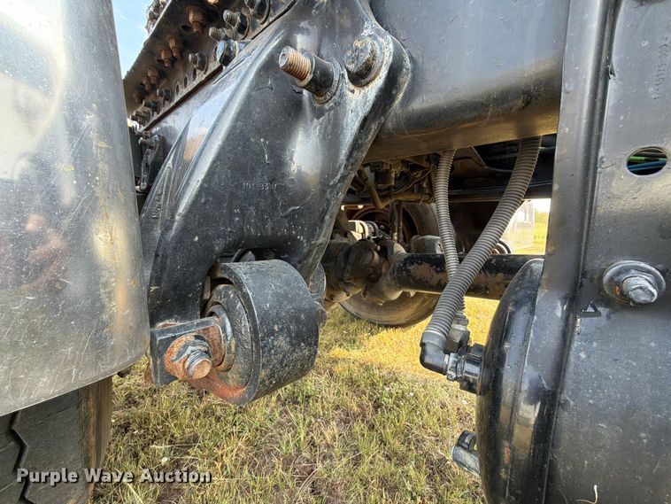 image for item FK5258 2007 Freightliner Columbia semi truck