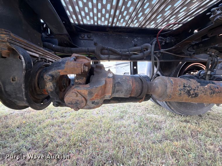 image for item FK5258 2007 Freightliner Columbia semi truck