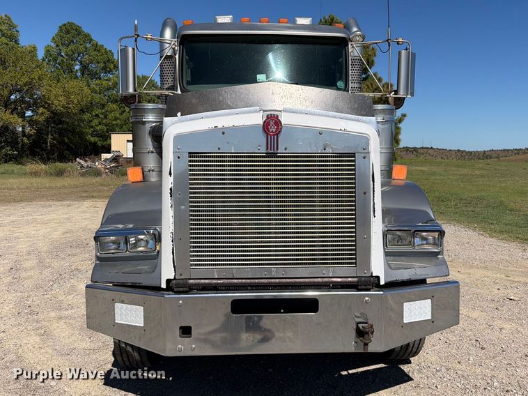 image for item FK5281 2009 Kenworth T800 utility / service truck