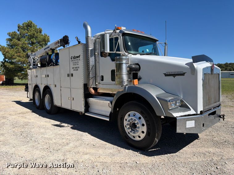 image for item FK5281 2009 Kenworth T800 utility / service truck