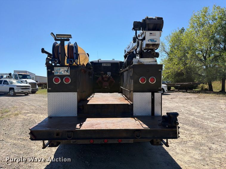 image for item FK5281 2009 Kenworth T800 utility / service truck