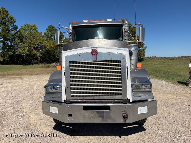 image for item FK5281 2009 Kenworth T800 utility / service truck