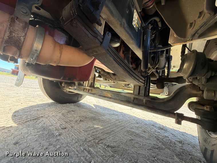 image for item FK5282 2018 Peterbilt 389 semi truck