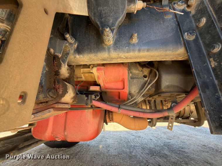 image for item FK5282 2018 Peterbilt 389 semi truck