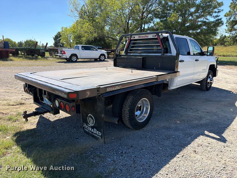 image for item FK5285 2018 Chevrolet Silverado 3500HD Crew Cab bale bed pickup truck