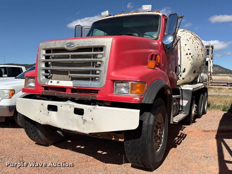 image for item FM7664 2004 Sterling Truck L9500 Series ready mix truck