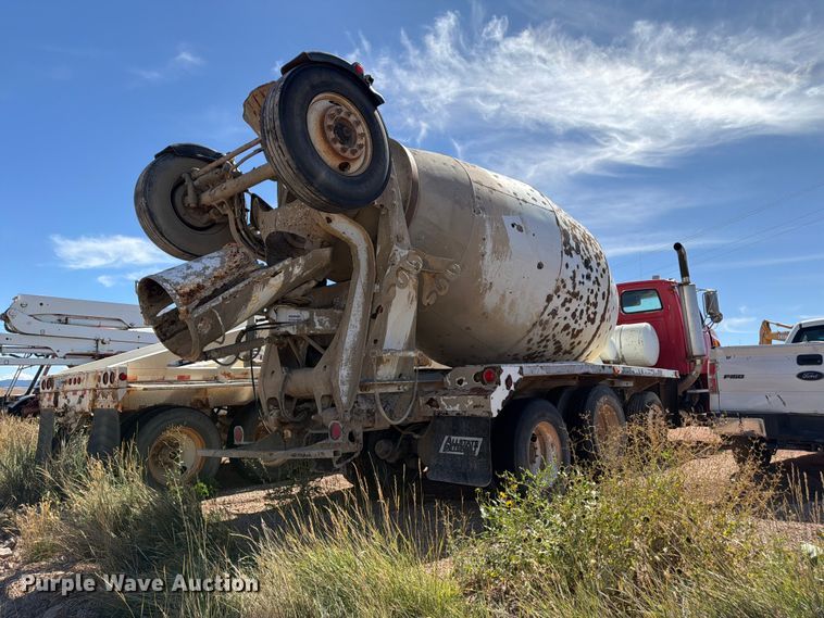 image for item FM7664 2004 Sterling Truck L9500 Series ready mix truck