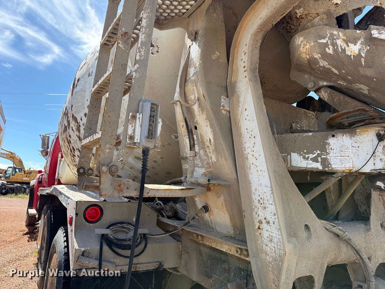 image for item FM7664 2004 Sterling Truck L9500 Series ready mix truck