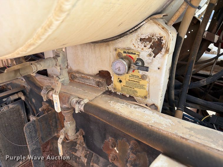 image for item FM7664 2004 Sterling Truck L9500 Series ready mix truck