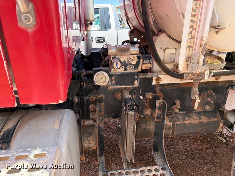 image for item FM7664 2004 Sterling Truck L9500 Series ready mix truck